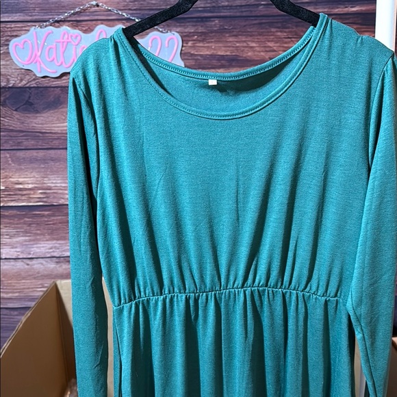 Teal Long Sleeve woman’s Amazon Dress with pockets large - Picture 6 of 6